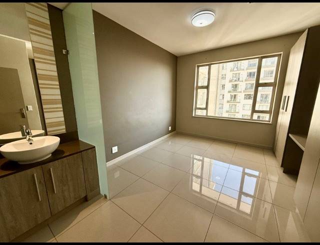 2 BEDROOM APARTMENT TO LET IN ROSEBANK